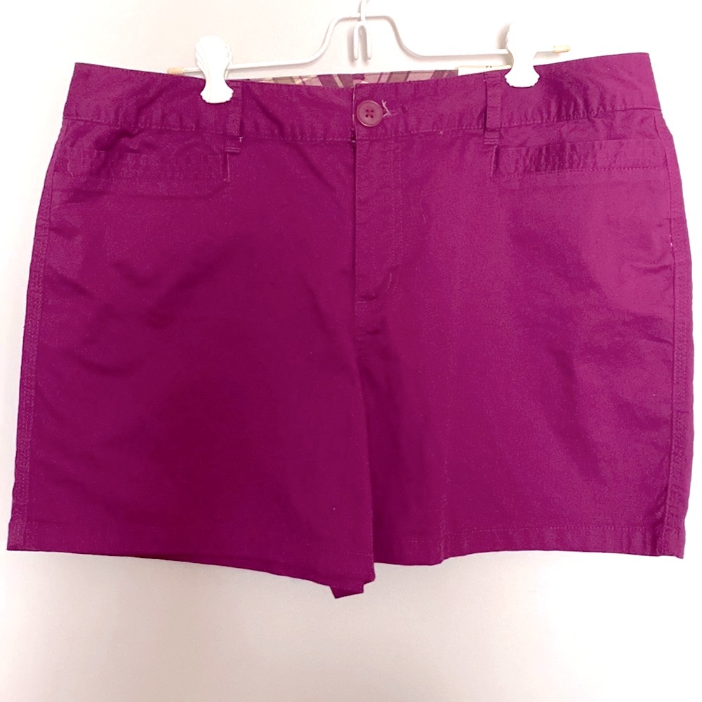 St Johns Bay Chino Shorts Berry Purple Mid Rize Size 14